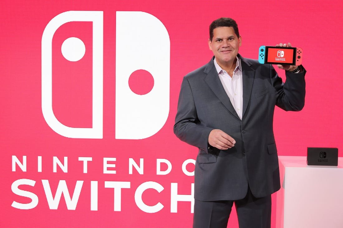 Reggie rivela che al suo primo E3 con Nintendo fu scambiato per una guardia della sicurezza