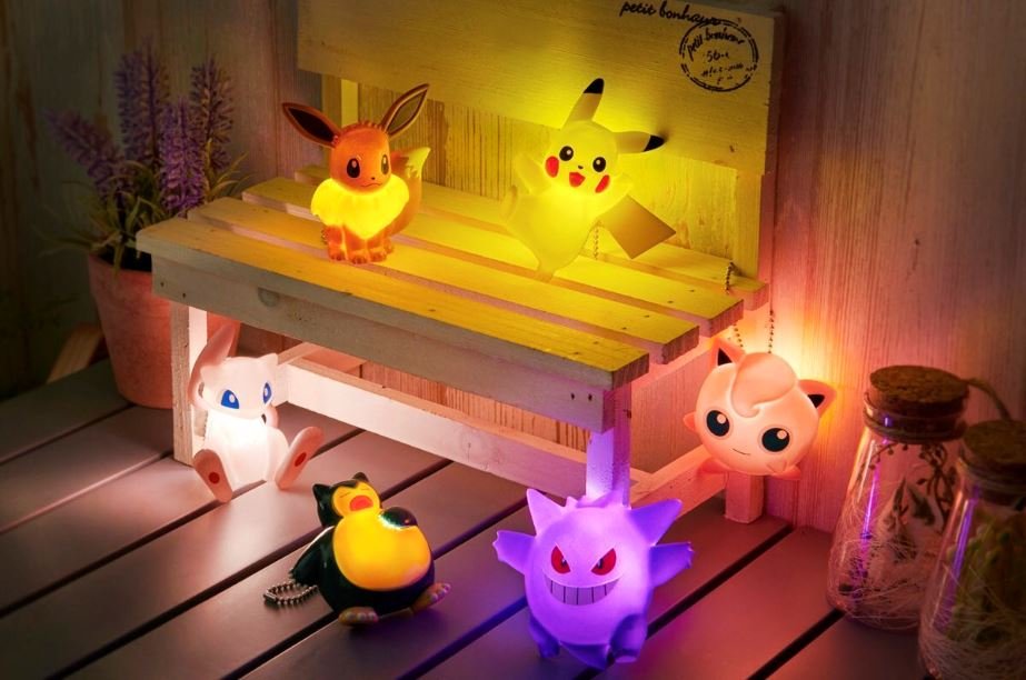 Acquistabili in Giappone delle action figure a tema Pokémon che si illuminano al buio!