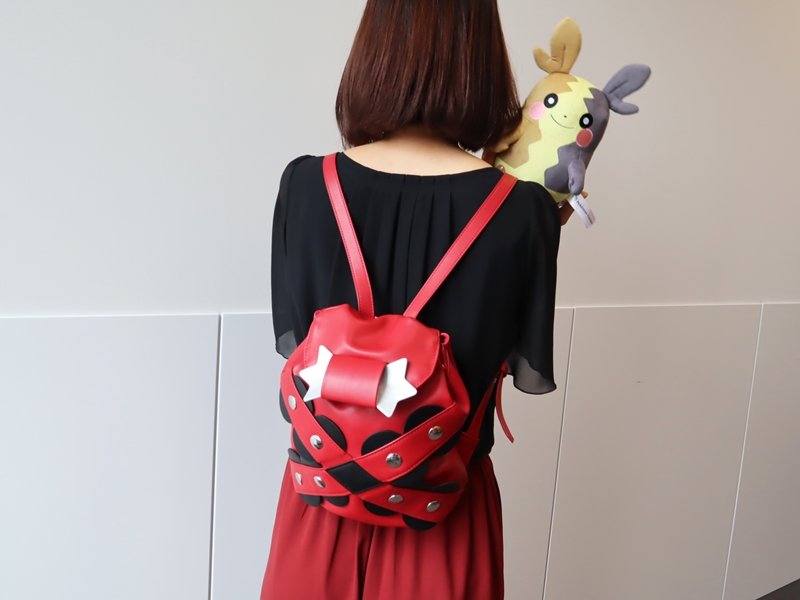 Lo zaino di Mary arriva nei Pokémon Center giapponesi e su Amazon Japan