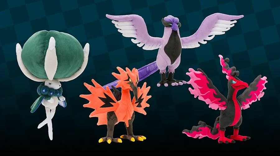 Pokémon Center: arrivano i peluche di Calyrex, Zapdos, Moltres e Articuno di Galar!