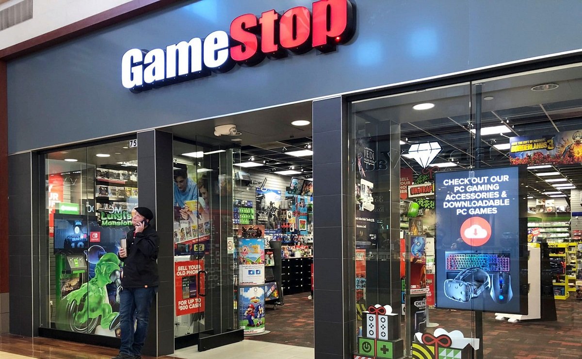 Due misteriosi prodotti aggiunti nel database di GameStop: che si tratti dei remake di Pokémon Diamante e Perla?